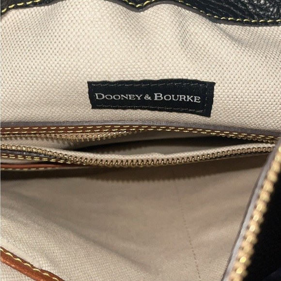 Dooney & Bourke Handbag Pebble Grain Leather Sac
Shoulder Bag Black AUTHENTIC - Picture 11 of 13